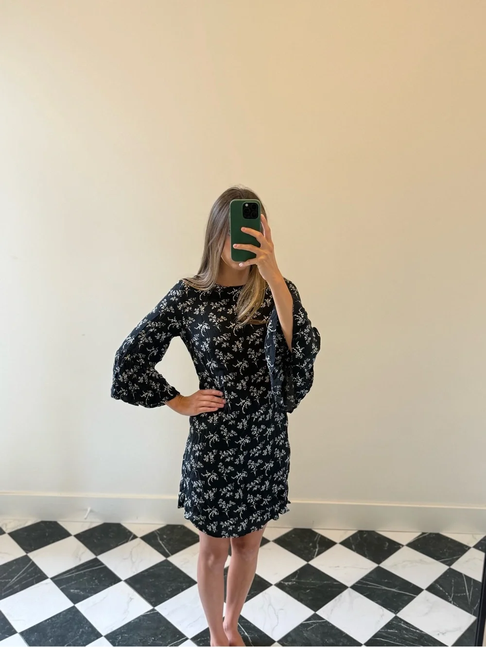 H&M floral Mini black & White dress - Picture 5 of 9